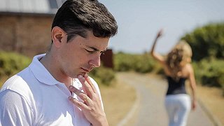 Изображение для Как пережить расставание с девушкой: 10 советов психолога для парней