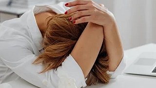 Изображение для При разводе случился нервный срыв. Почему у других такого не бывает?