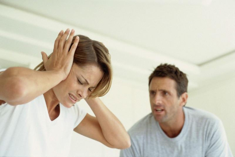 Человек, которому необходимо в отношениях равновесие и спокойствие, скорее всего, будет встречаться с абьюзером