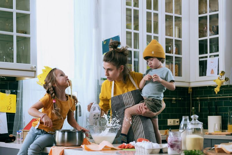 Психологическая готовность к материнству – это отказ от невротического перфекционизма и понимание, что вы участвуете в воспитании представителя общества