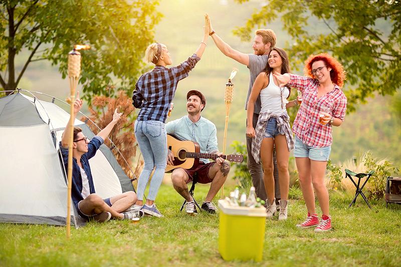 Согласно К. Г. Юнгу, сознание человека-экстраверта сконцентрировано во внешнем мире